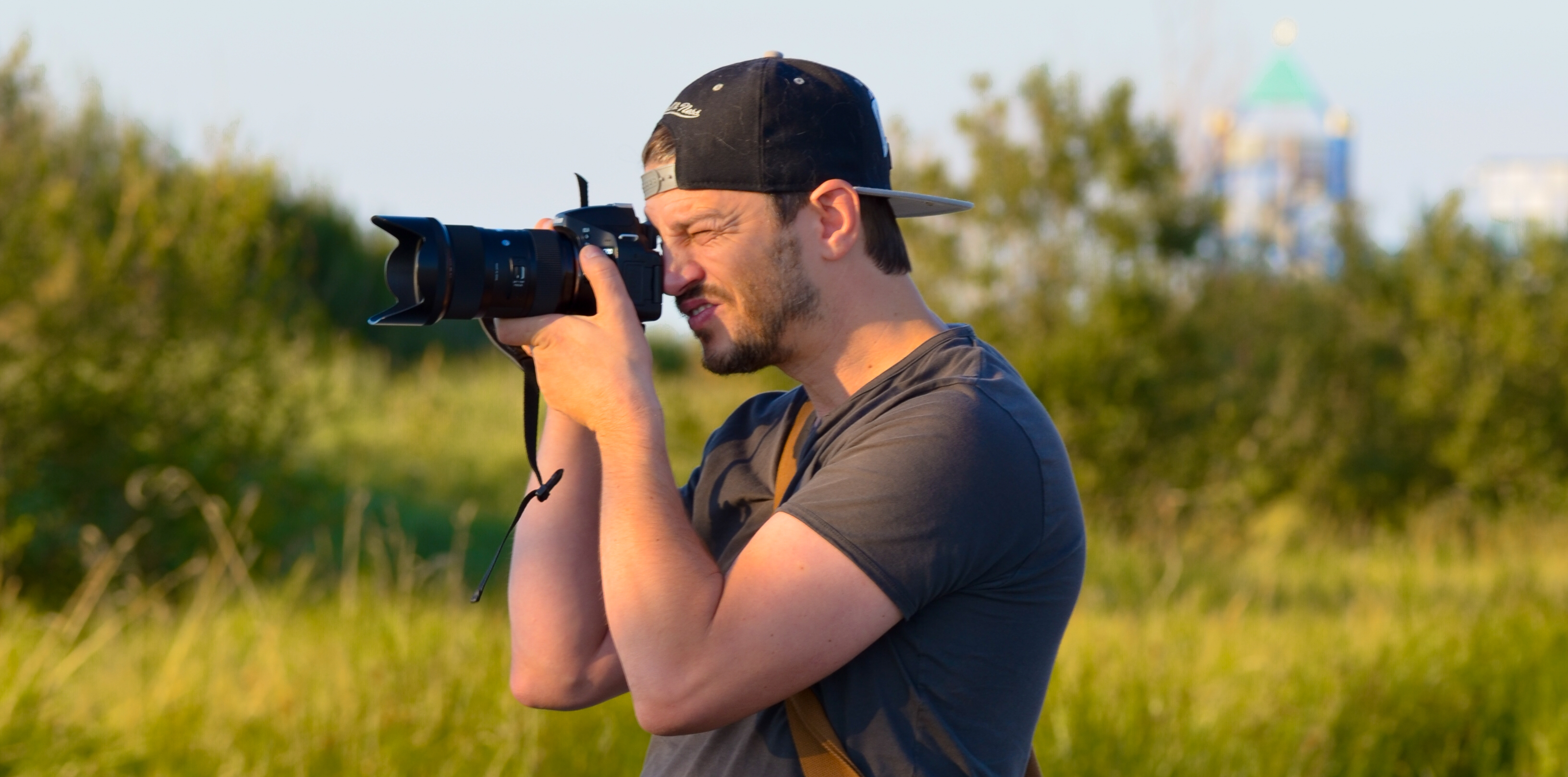 Ich bin als Fotograf zu sehen, wie ich gerade etwas fotografiere